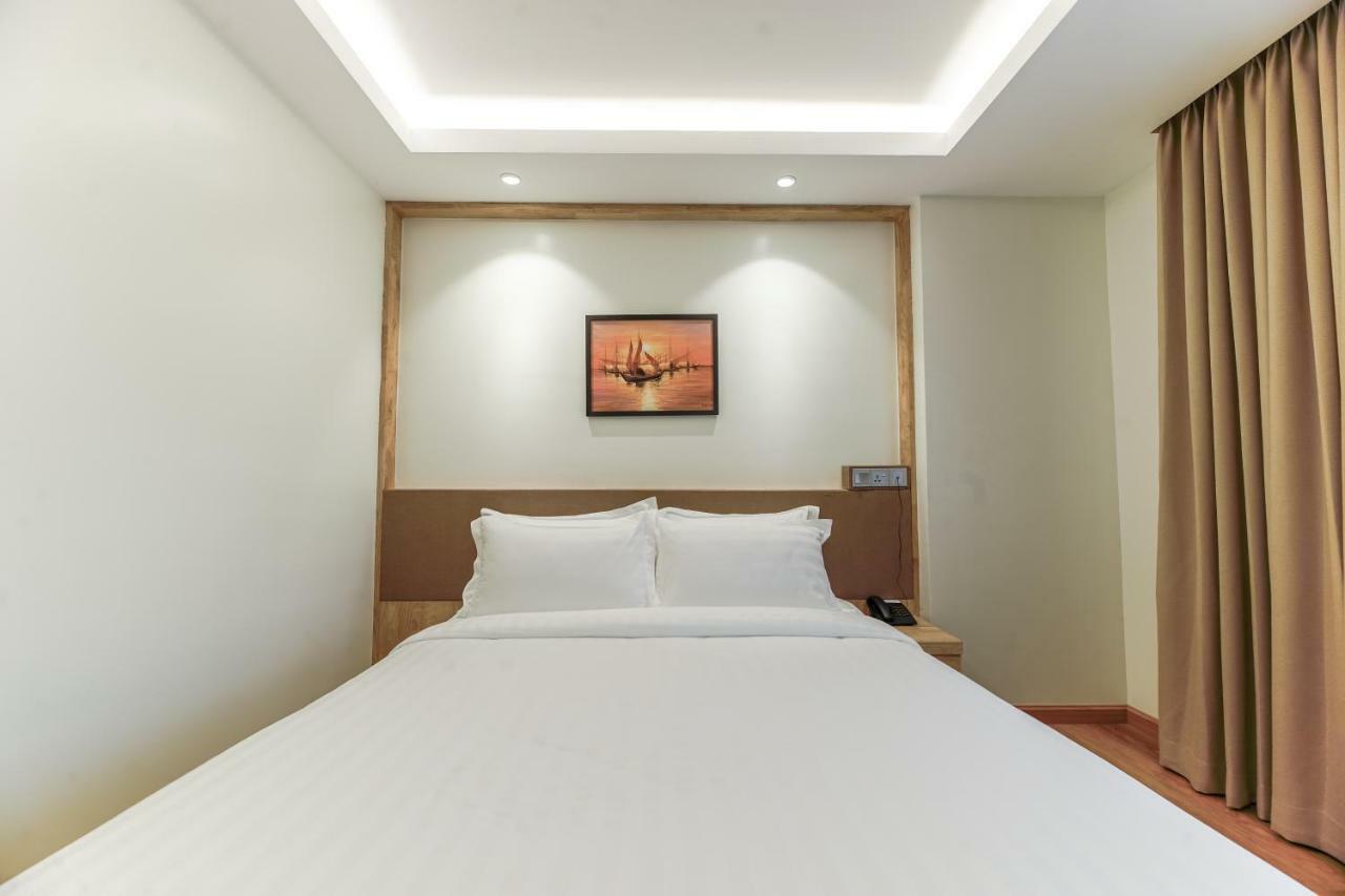 The Gandamar Hotel , يانغون المظهر الخارجي الصورة